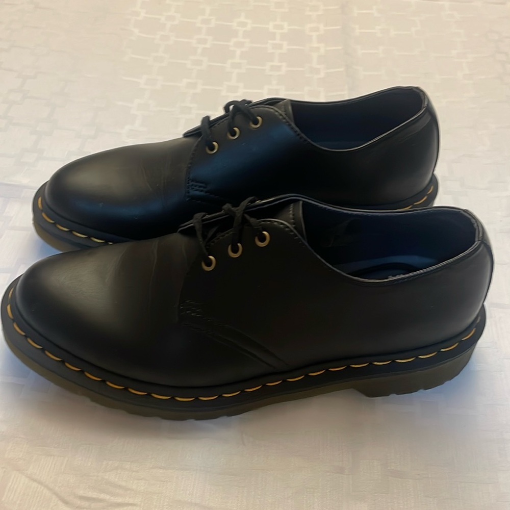 Dr Martens Doc Vegan Oxford Style 14046 Women’s 8 or Men’s 6